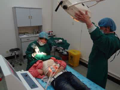 白癜风表皮移植前后对比,表皮移植治疗白癜风会复发吗