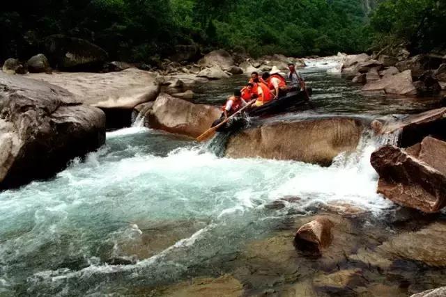 不输九寨沟的山东景点,不输九寨沟的湖