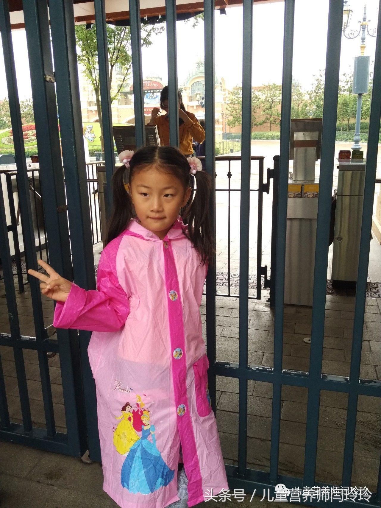 迪士尼实现小朋友们的公主梦,迪士尼是每个女孩的公主梦