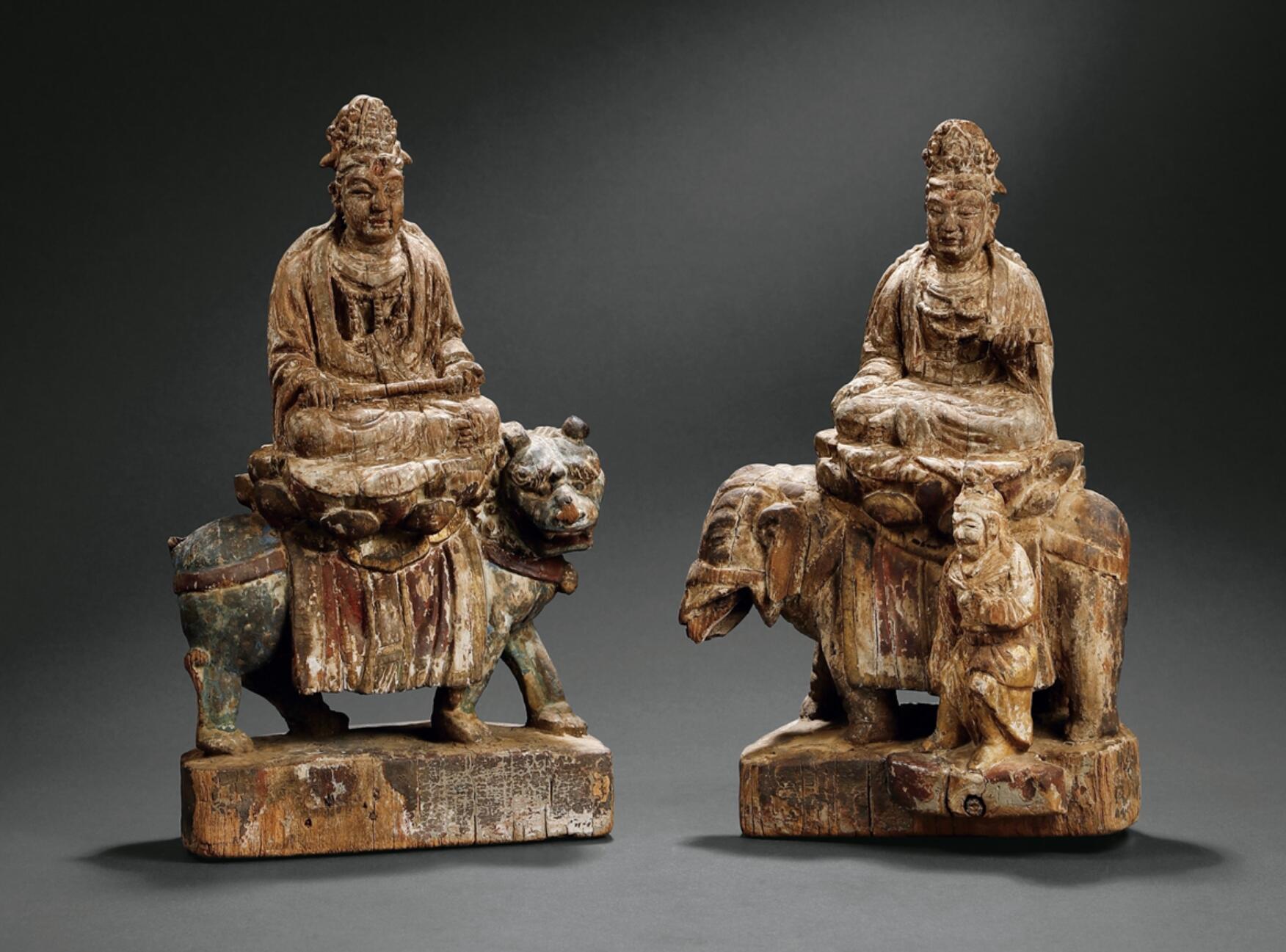 这精美的铜鎏金嵌绿松石胜乐金刚佛像正在拍卖