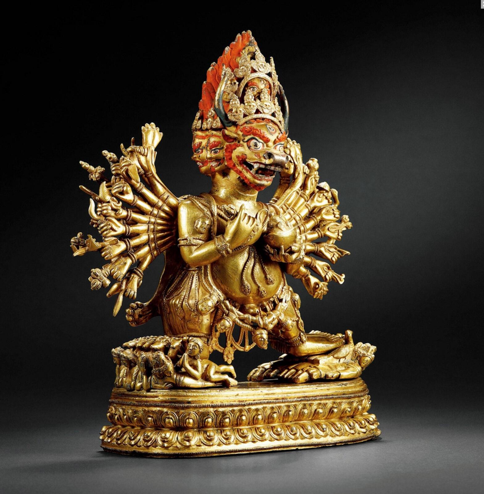 这精美的铜鎏金嵌绿松石胜乐金刚佛像正在拍卖