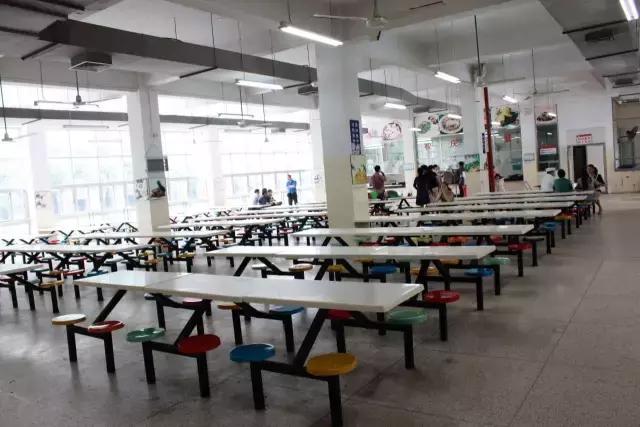 深圳亚迪学校和深圳中学,深圳亚迪学校靠谱吗