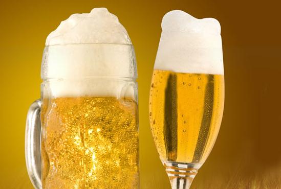 喝冰镇啤酒的关注事项,喝啤酒的8个禁忌人不宜喝