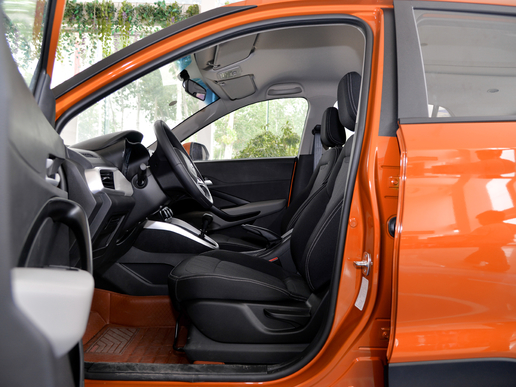 5万块钱能买到的suv,5万左右的新宝骏suv是哪款