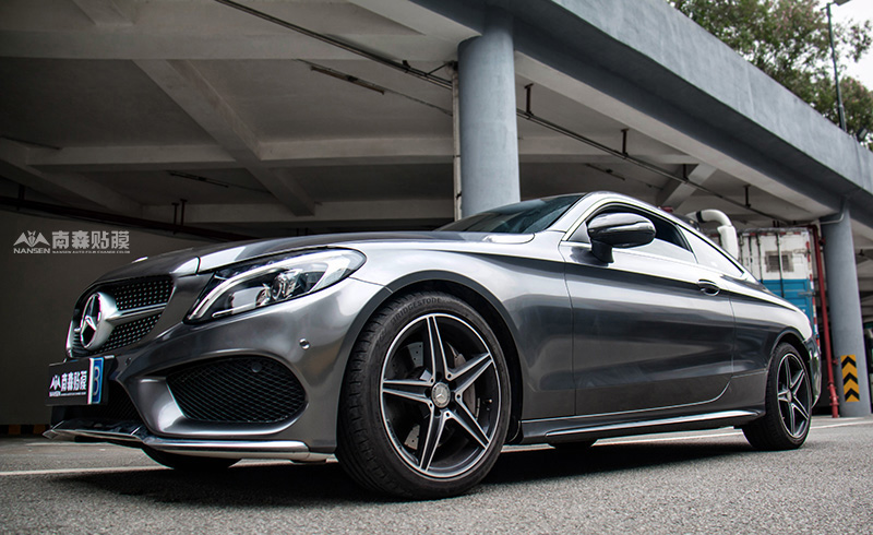 汽车改色贴膜价格和颜色有关系吗,汽车改色贴膜行情怎么样