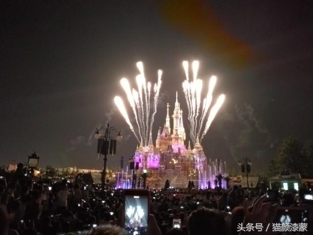 锐丽异类的上海之旅：坚果Pro畅玩迪士尼