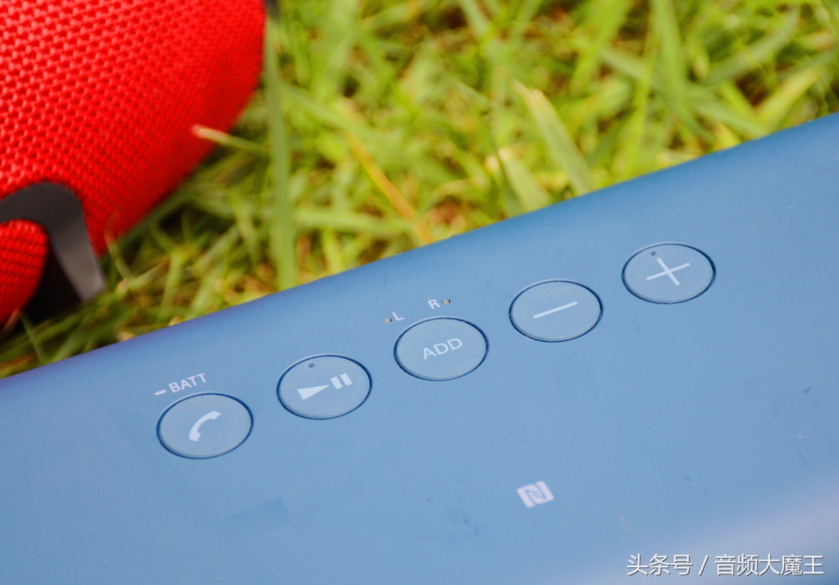 绱㈠凹srsxb40闊宠川濡備綍,绱㈠凹srs-xb40鐏厜