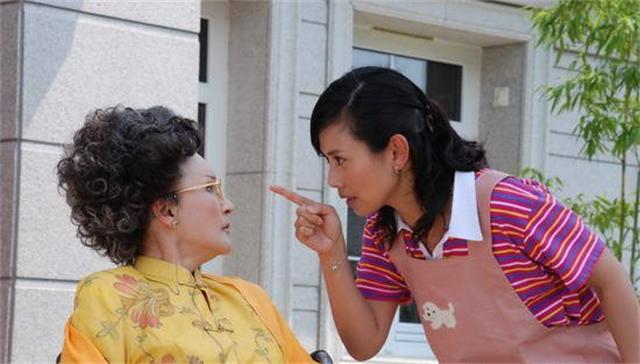 婆婆说话超难听,婆婆说话很难听很噎人我怎样对待