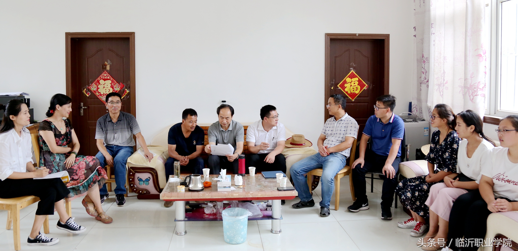 下乡扶贫第一书记,驻村第一书记电商助农增收新闻