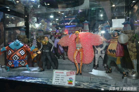 海贼王手办，动漫模型：妖都萤火虫漫展，好看好玩的东西好多