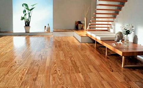 木地板烟头烫的痕迹修复多少钱,烟头烫的木地板痕迹怎么消除