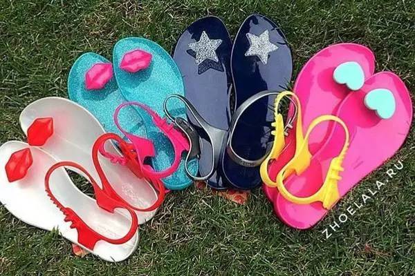 网红夏季百搭拖鞋,2019网红拖鞋夏