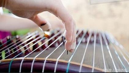 古筝的琴弦怎么调软一点,古筝琴弦太紧怎么调整