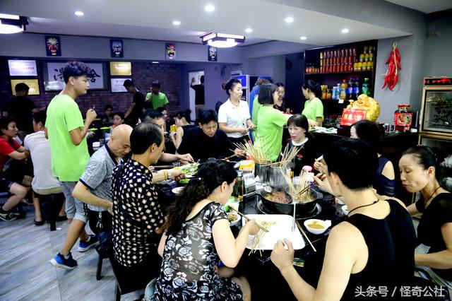 退休大妈鲁明翠带失业青年创业考察一批小青年成为宜昌“二当家”