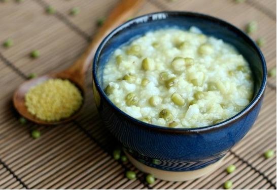 夏天睡眠质量差拉肚子,夏天孩子拉肚子怎么办