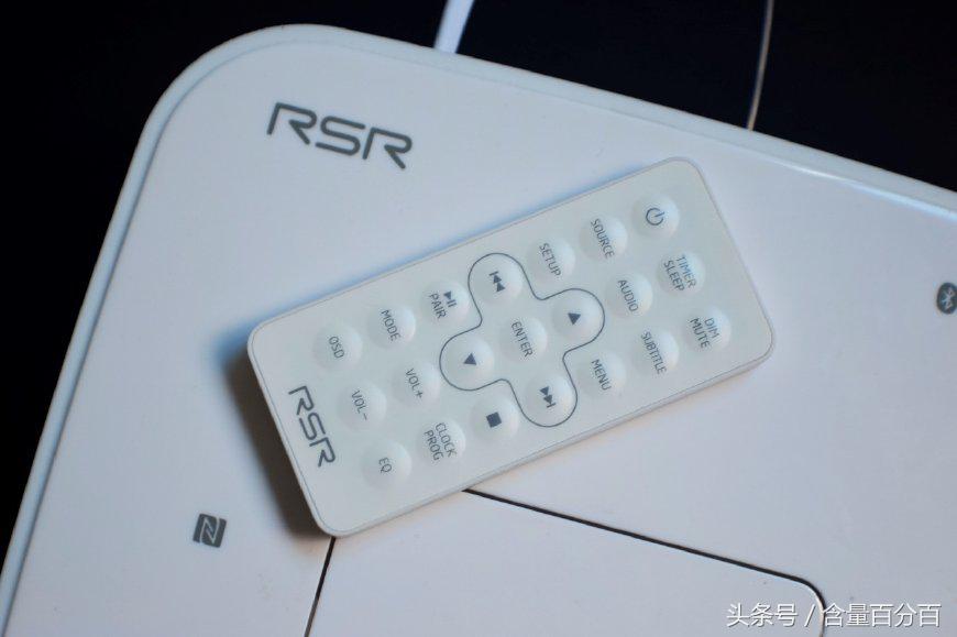 实用！新老功能结合的RSRDD515多功能苹果DVD迷你组合音响