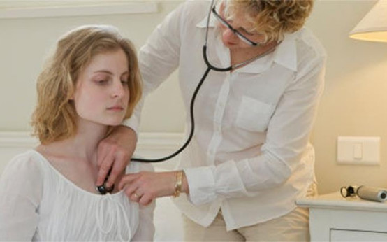 产后必须42天去检查吗晚点可以吗,产后42天检查没问题50天后又有血