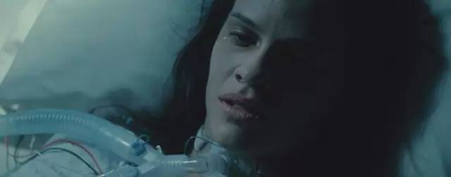 生活强奸了我们，有人选择直面反抗，也有人学会享受，各有各的活法，各有各的人生。