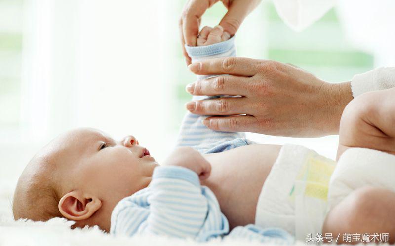 婴儿面部湿疹怎么护理效果最好,宝贝长湿疹怎么办