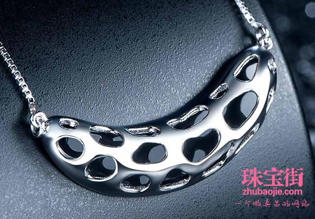 楚乔传明显的漏洞,楚乔传银饰指间刃发黑