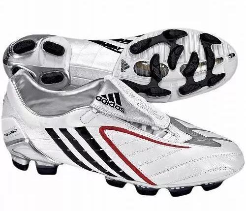 阿迪达斯足球鞋为什么很强,阿迪达斯纪念足球鞋