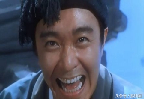 周星驰努力赚钱的视频,周星驰成名之路背后的辛酸