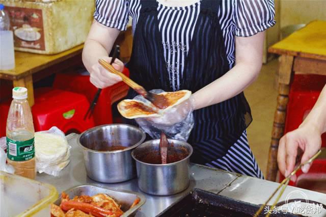 郴州一中门口的那条小吃街，我好想再走一遍啊~