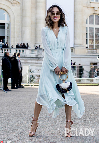 腰粗穿衣服不好看,腰粗的人怎么穿衣服