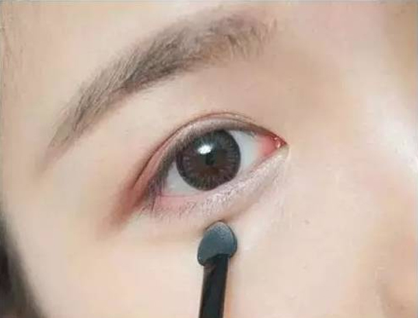 如何快速又有效的变成大眼睛,如何养成纯天然大眼睛