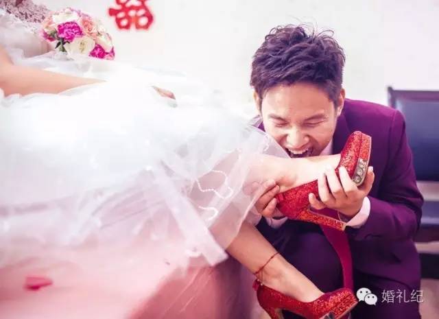 婚鞋买成X鞋，我妈让我别嫁了