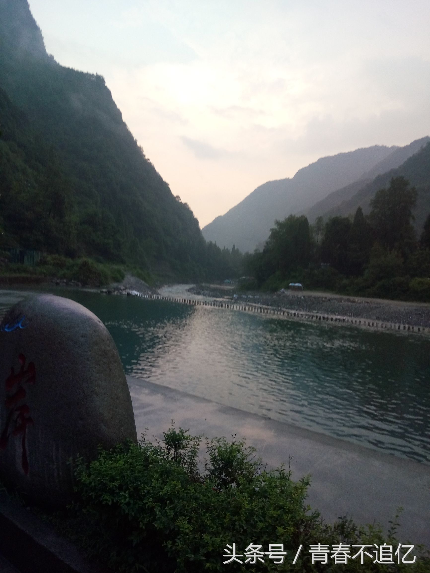 青城后山清凉避暑好去处,青城山下好乘凉风景图