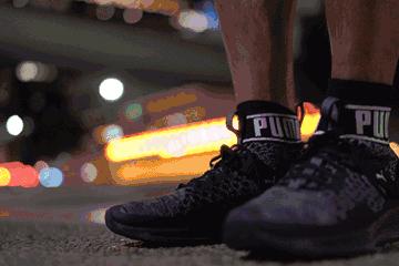 12岁到15岁的运动鞋耐磨耐穿轻松,推荐一款经典的运动鞋