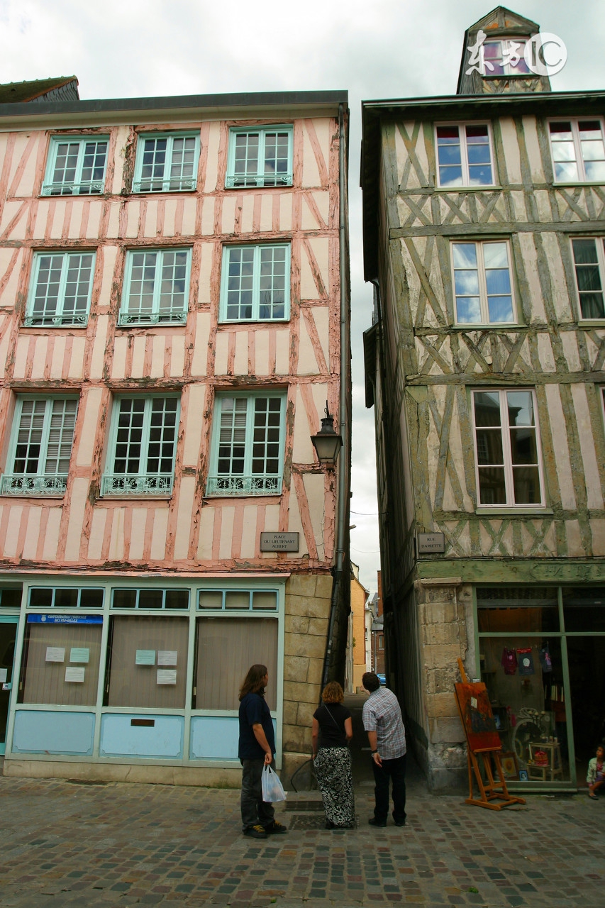 一楼房子太湿怎么装修好？听了45岁包工头建议，终于搞明白了！