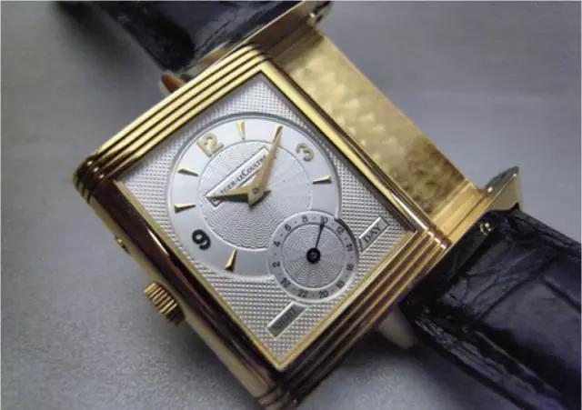 买翻转镜一般买哪个牌子,积家翻转双翻保值吗