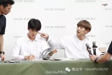 EXO曼谷签名会火爆疯狂粉丝连续排队两天