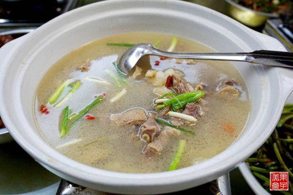 美女说龙兴，你不是一个没有故事的老菜馆！