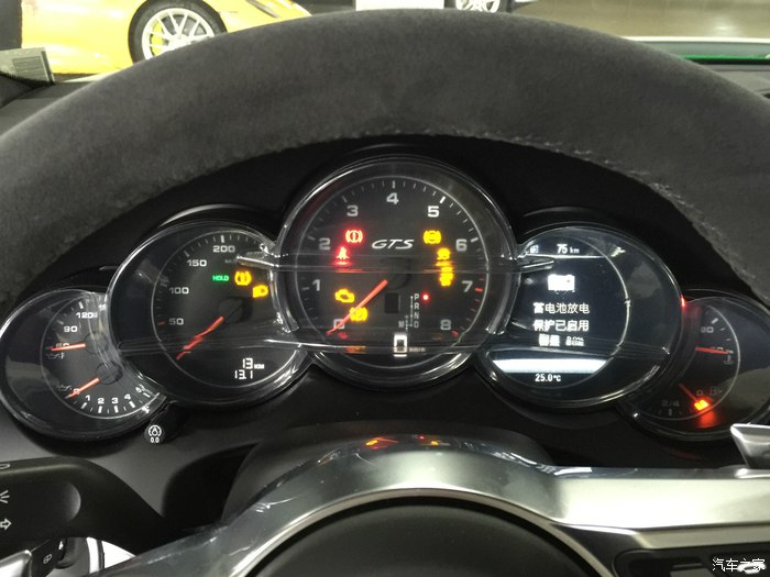 保时捷选配大轮毂多少钱,保时捷加价7000