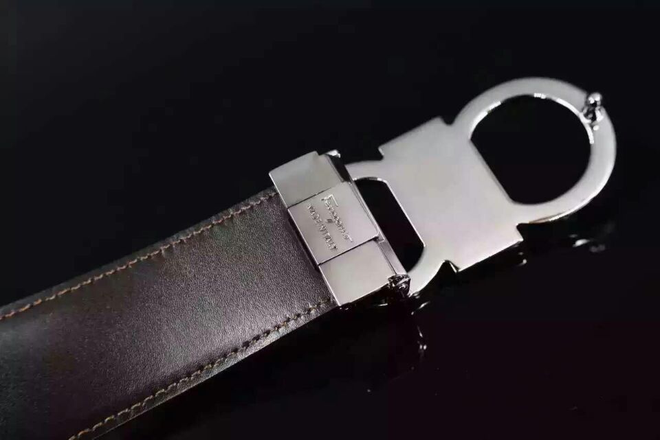 皮带范思哲贵还是gucci贵 (范思哲皮带适合正装还是休闲装)