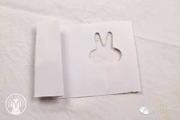 你以为它是方便面其实它是蛋糕,你以为它是面包其实它是橡皮