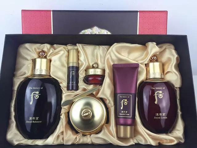 名牌韩国套装新款,韩国限定套装