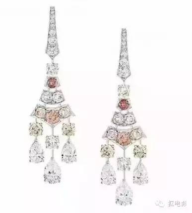 一向低调的隆诗，高调起来10个亿都打不住！