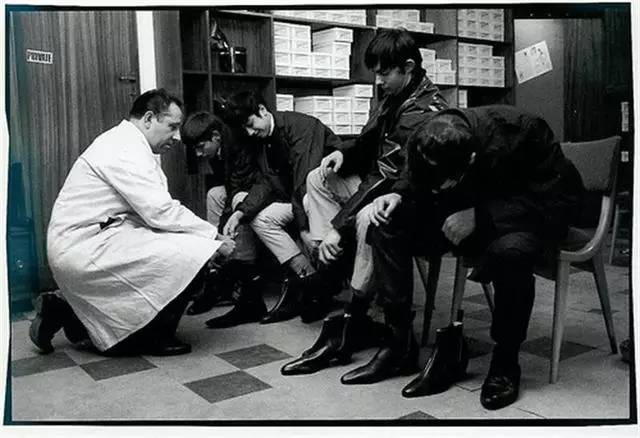 男士必备的经典靴子,现在潮流的男士靴子