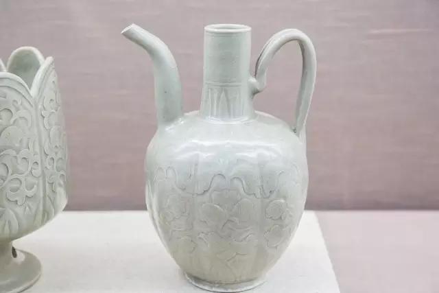 珍品撷英：图读宋元“闲事与雅器”