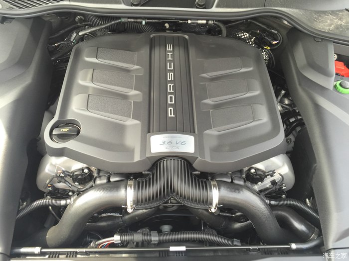 保时捷选配大轮毂多少钱,保时捷加价7000