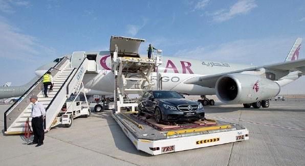 如此任性？阿拉伯富豪​们空运座驾度假,运费每辆2万英镑而已