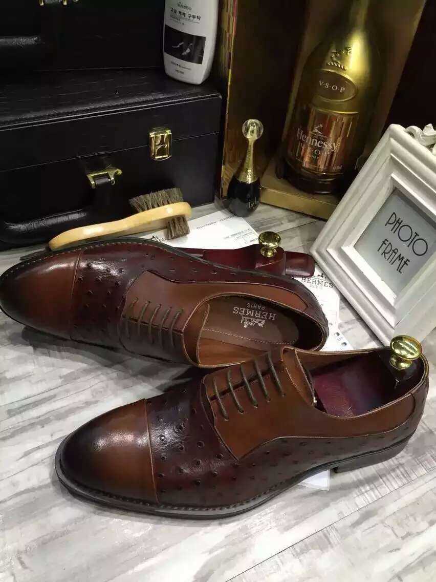 皮带范思哲贵还是gucci贵 (范思哲皮带适合正装还是休闲装)