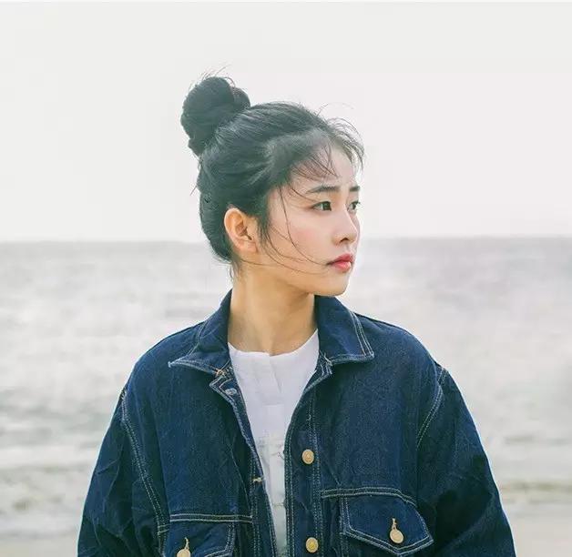 牛仔外套帅气洒脱又不失文艺,很有气质的牛仔外套