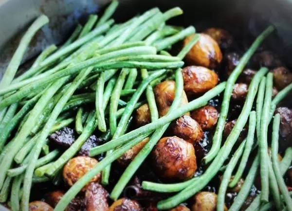 东北烀地瓜梗咸菜教程,东北猴腿烀咸菜的方法