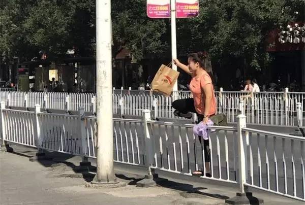 焦作不文明交通,不文明交通行为曝光直播