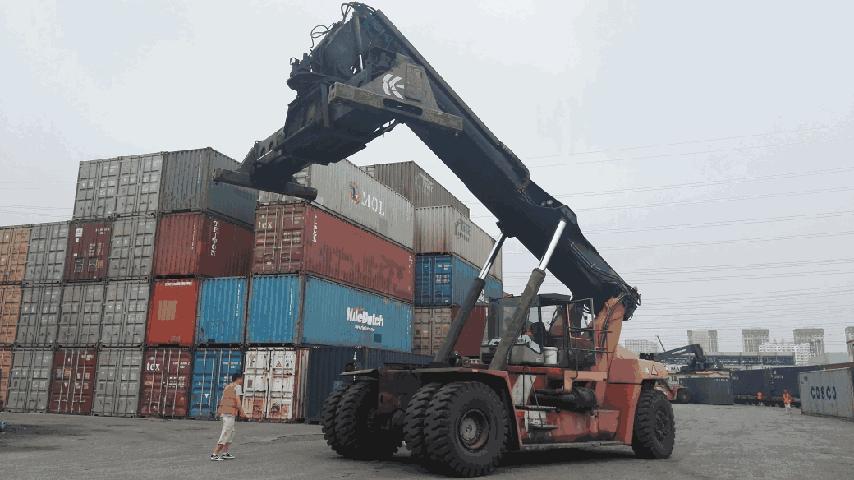 “三个推进”辽宁行｜实拍沈阳东站货场到底谁最抢镜？